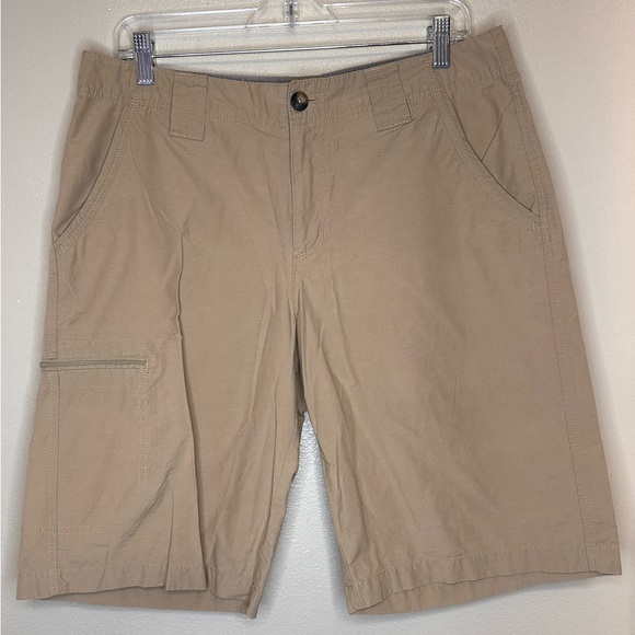 Columbia Men’s Golf Walking Hiking Shorts Size 32 Tan - Picture 1 of 6